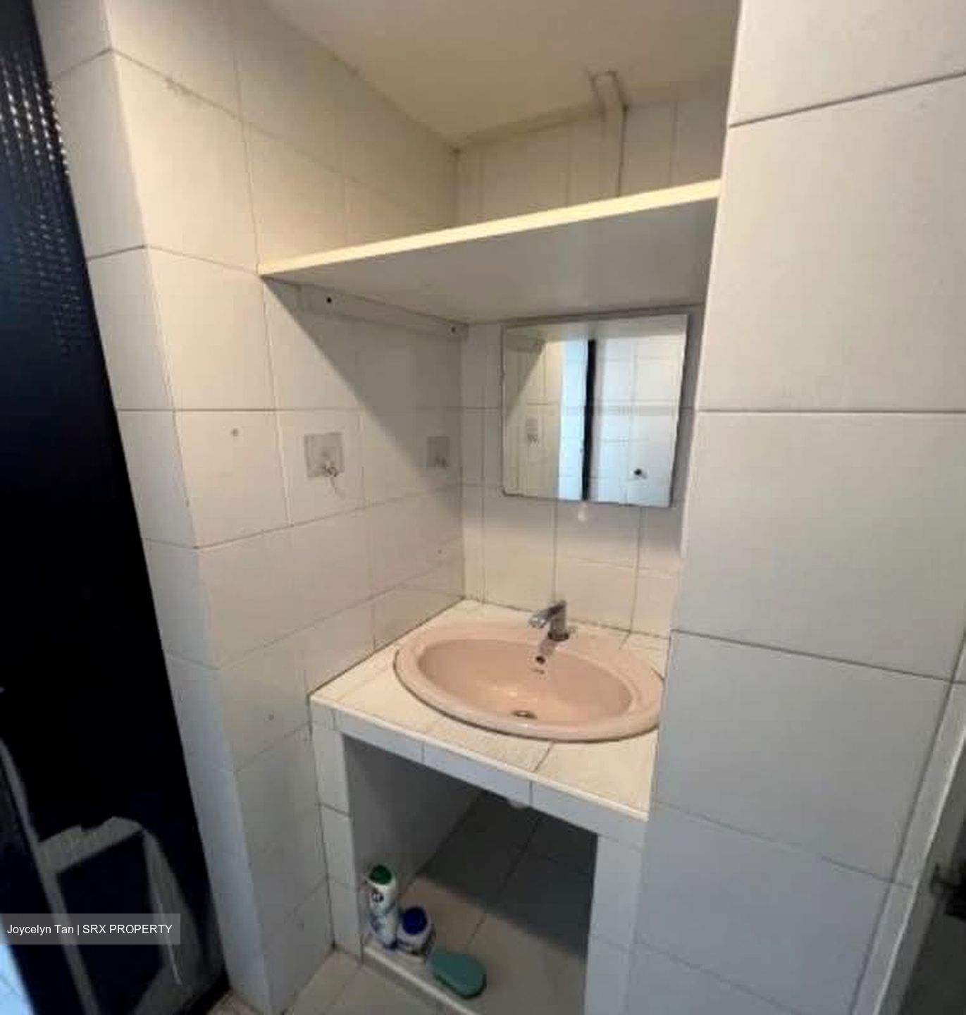 Jalan Kemaman (D12), Apartment #582365191